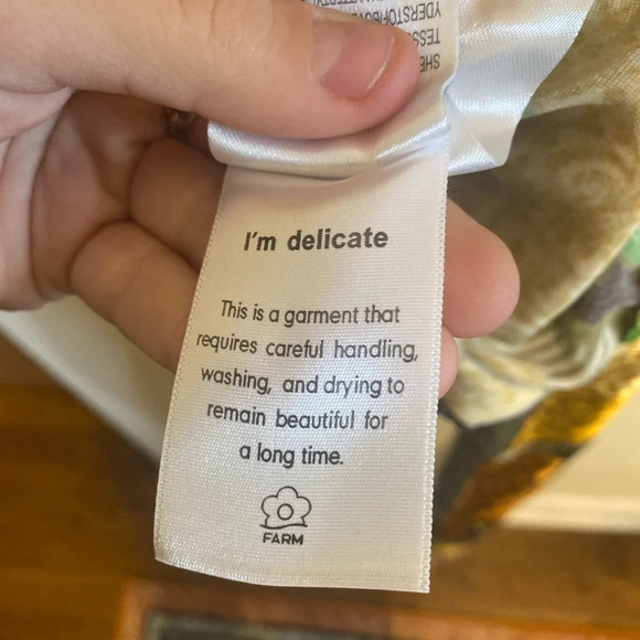 NWT Farm Rio||Garden Velvet MIDI Dress. As seen on Kelly Clarkson. Daisy… - Picture 16 of 16